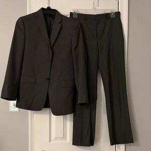 Joseph & Feiss Young Men’s Gray Pinstriped Suit Size 14/16